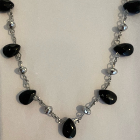 NWOT White House Black Market Silver and Onyx Necklace - Picture 2 of 3